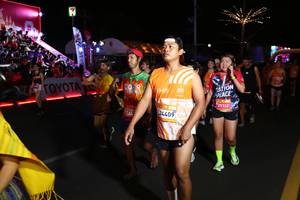 BIB: 212, 24409, 29322
                            <button type="button" onclick="openModal(23060725)" class="btn btn-primary btn-sm float-right btn-popup" data-toggle="modal" data-target=".modal-high-quality">
                        <i class="fas fa-shopping-cart"></i> Add to Cart
                    </button>
                                            <button type="button" onclick="isThisMe(23060725, true)" class="btn btn-success btn-sm float-right btn-popup btn-isme hidden" data-toggle="tooltip" data-placement="bottom" title="นี่คือรูปของคุณใช่ไหม คลิกที่นี่เพื่อเอาเข้าอัลบั้ม">
                        <i class="fas fa-plus"></i> Add to album
                    </button>
                    <button type="button" onclick="isThisMe(23060725, false)" class="btn btn-warning btn-sm float-right btn-popup btn-isnotme hidden">
                        <i class="fas fa-ban"></i> Remove from album
                    </button>